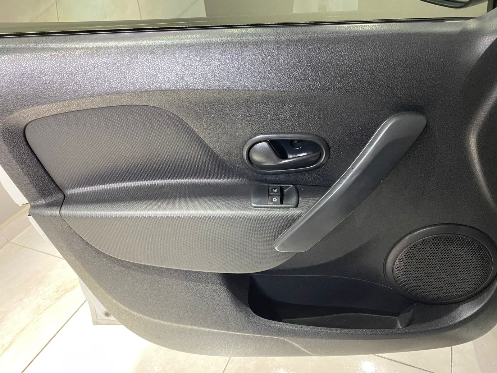 2013 Benzin Manuel Renault Symbol Beyaz Gürel Tasarım Aksesuar Otomotiv San. Tic. Ltd. Şti.