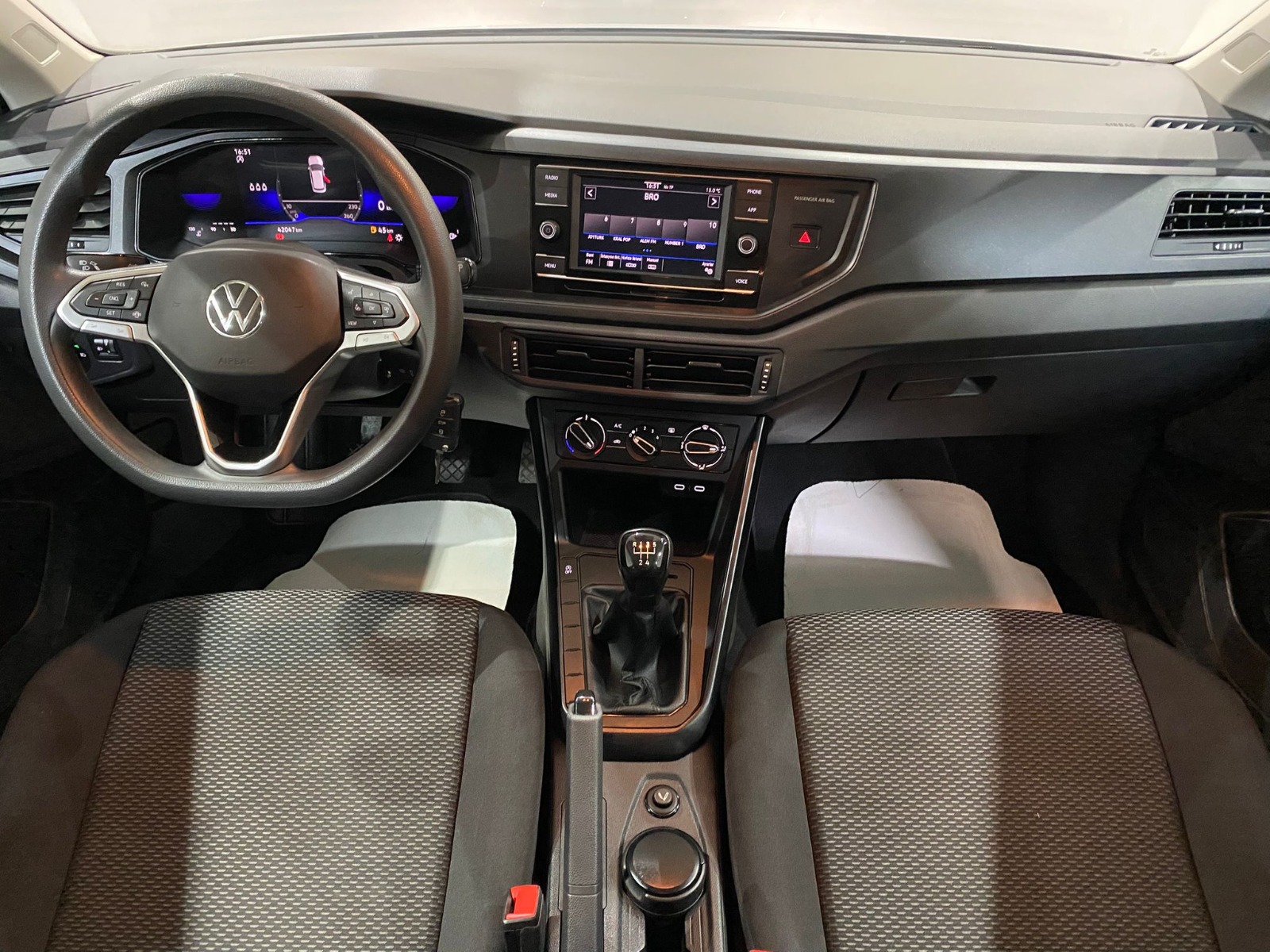 2023 Benzin Manuel Volkswagen Polo Gri Gürel Tasarım Aksesuar Otomotiv San. Tic. Ltd. Şti.