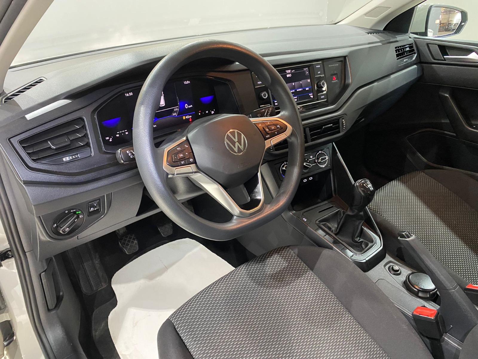 2023 Benzin Manuel Volkswagen Polo Gri Gürel Tasarım Aksesuar Otomotiv San. Tic. Ltd. Şti.