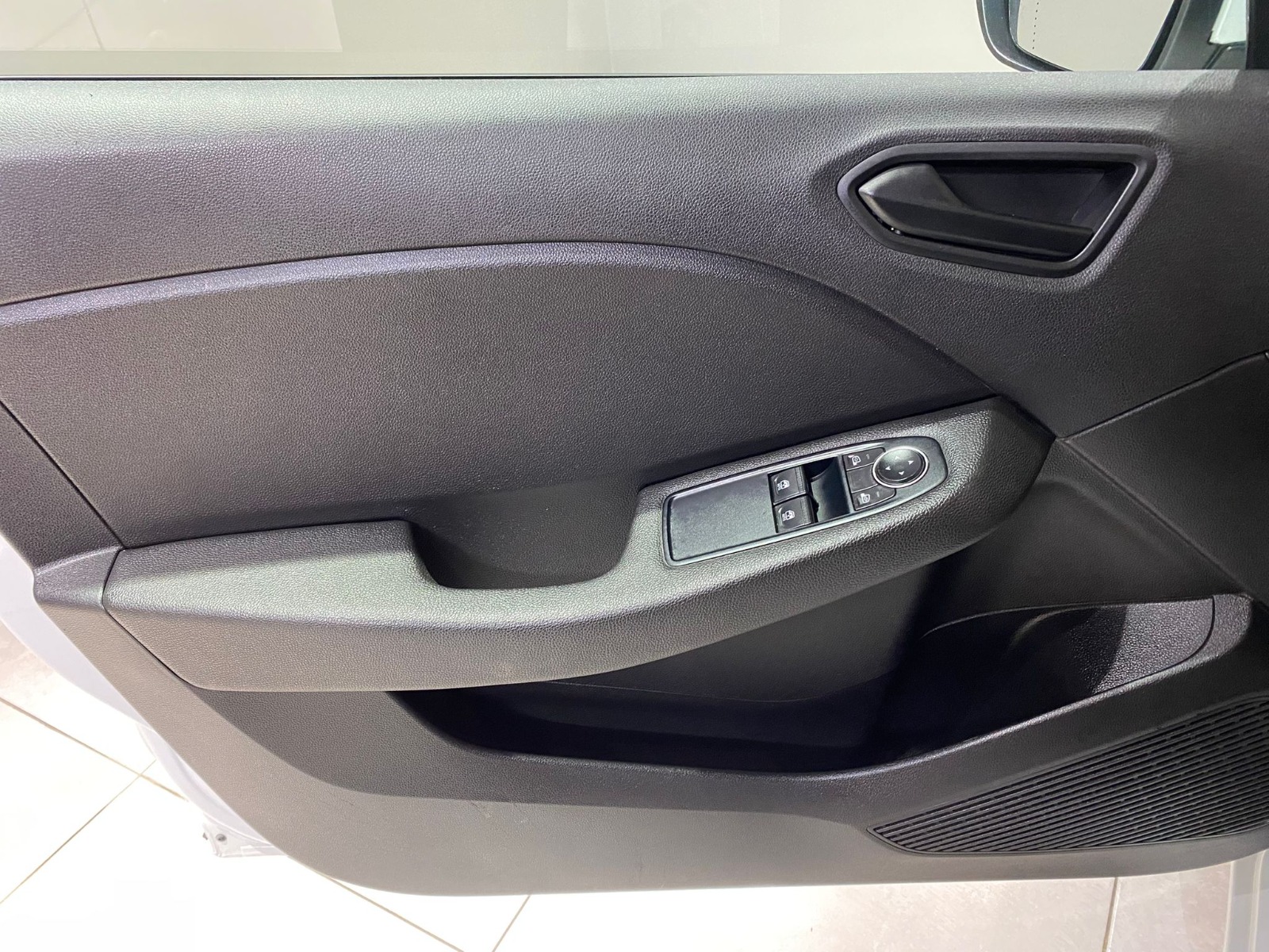 2022 Benzin Otomatik Renault Clio Beyaz Gürel Tasarım Aksesuar Otomotiv San. Tic. Ltd. Şti.