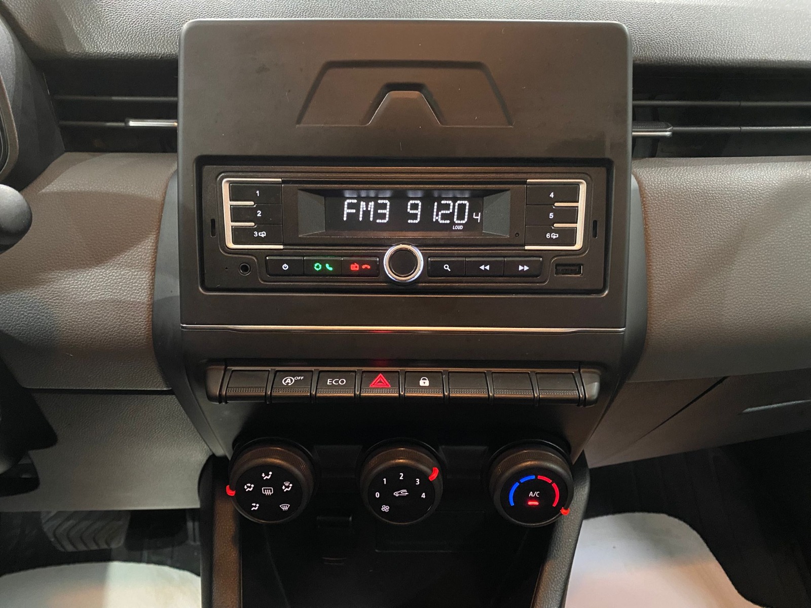 2022 Benzin Otomatik Renault Clio Beyaz Gürel Tasarım Aksesuar Otomotiv San. Tic. Ltd. Şti.