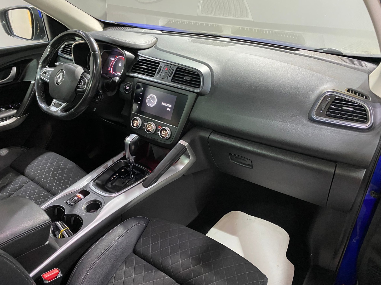 2019 Benzin Otomatik Renault Kadjar Mavi Gürel Tasarım Aksesuar Otomotiv San. Tic. Ltd. Şti.