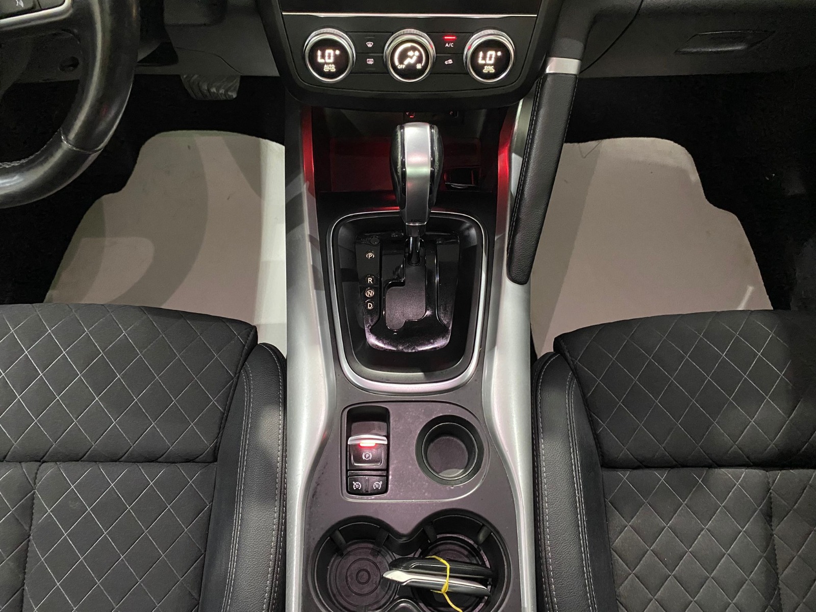 2019 Benzin Otomatik Renault Kadjar Mavi Gürel Tasarım Aksesuar Otomotiv San. Tic. Ltd. Şti.