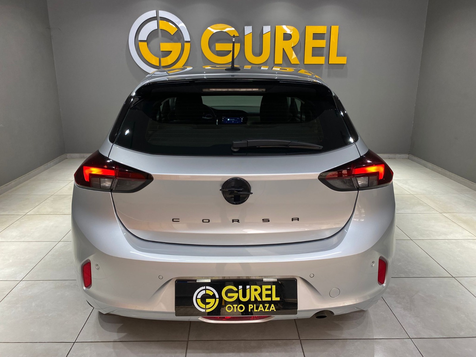 2025 Benzin Otomatik Opel Corsa Gümüş Gri Gürel Tasarım Aksesuar Otomotiv San. Tic. Ltd. Şti.