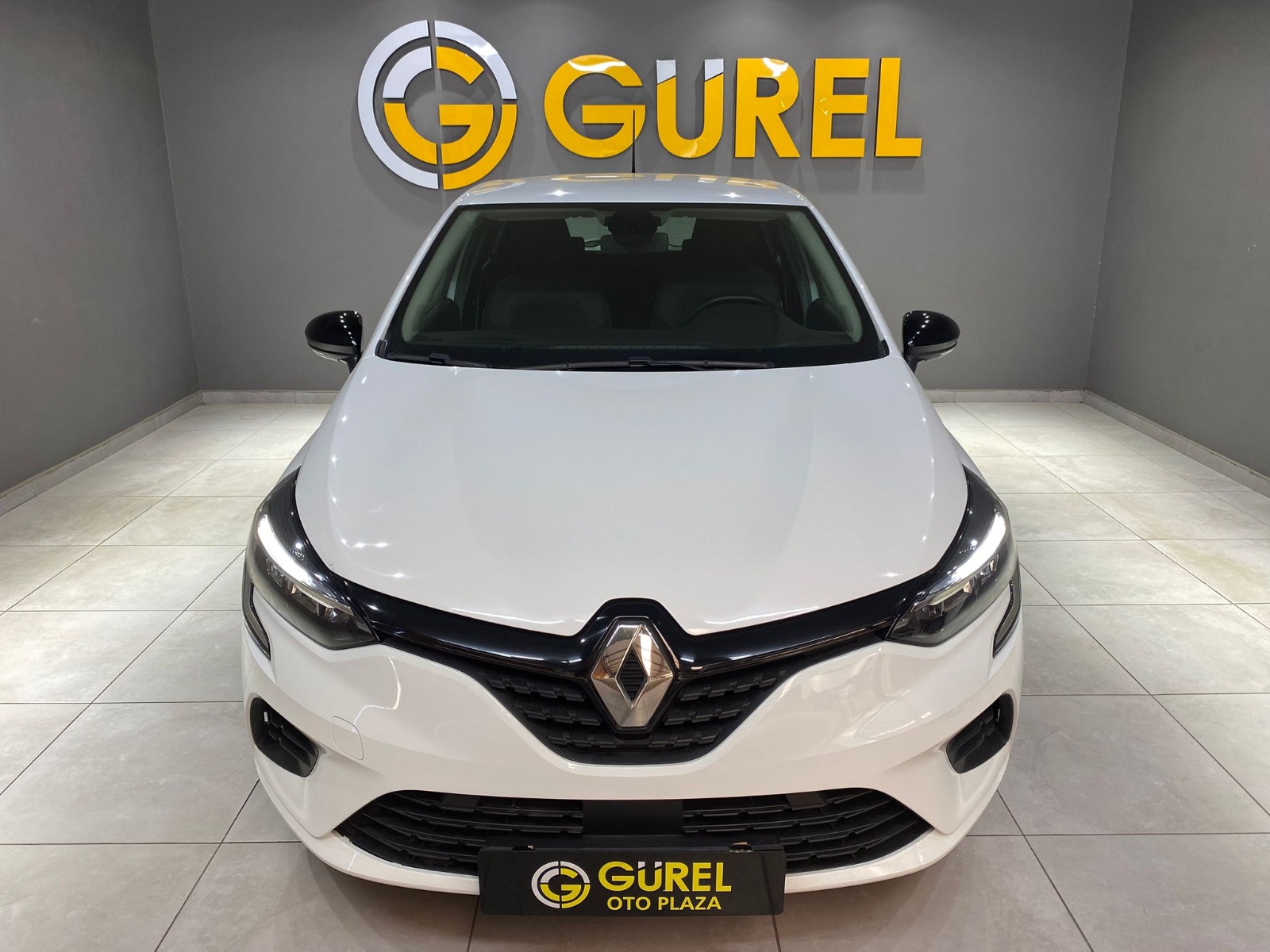 2023 Benzin Manuel Renault Clio Beyaz Gürel Tasarım Aksesuar Otomotiv San. Tic. Ltd. Şti.