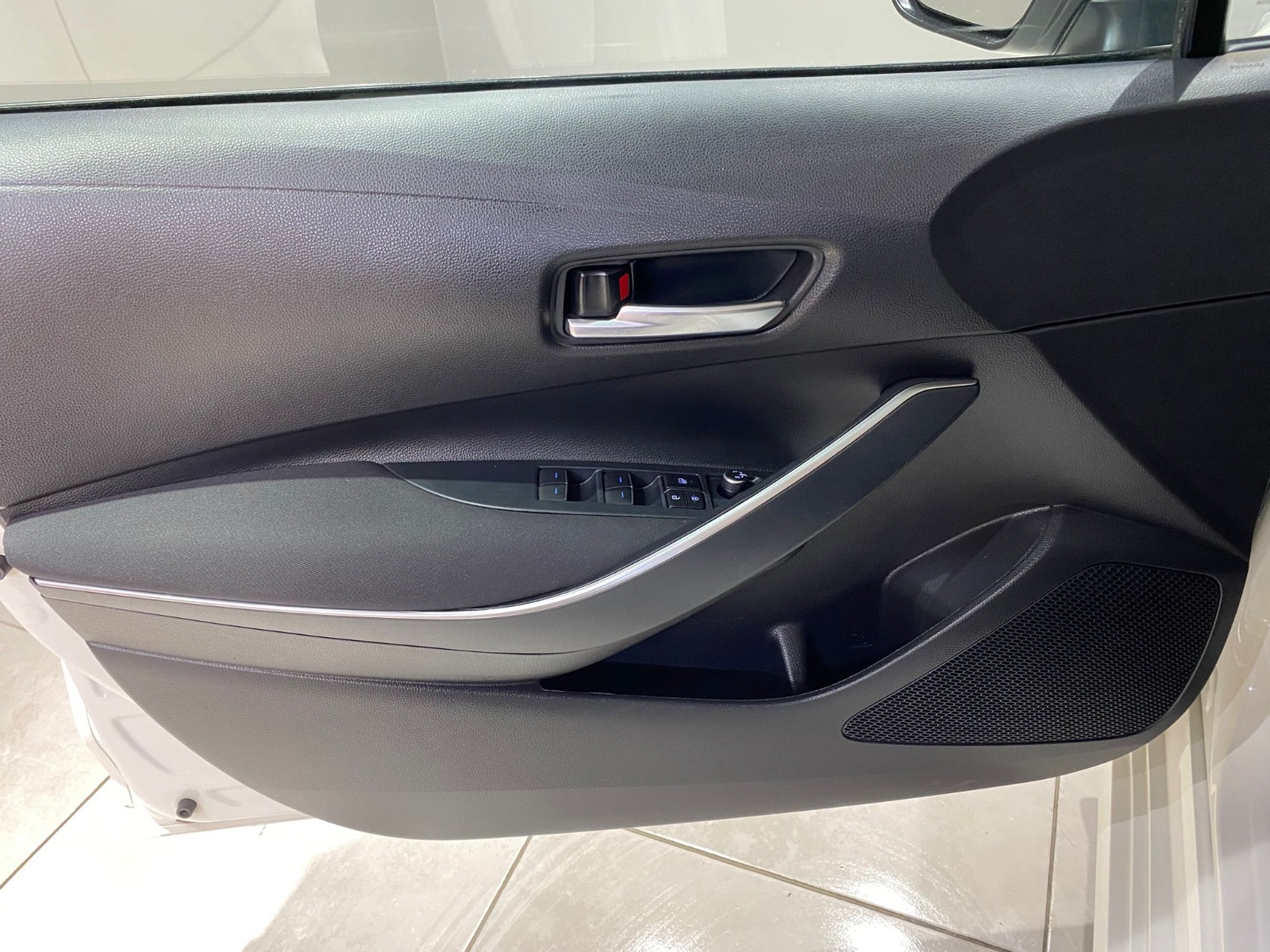 2022 Hybrid Otomatik Toyota Corolla Beyaz Gürel Tasarım Aksesuar Otomotiv San. Tic. Ltd. Şti.