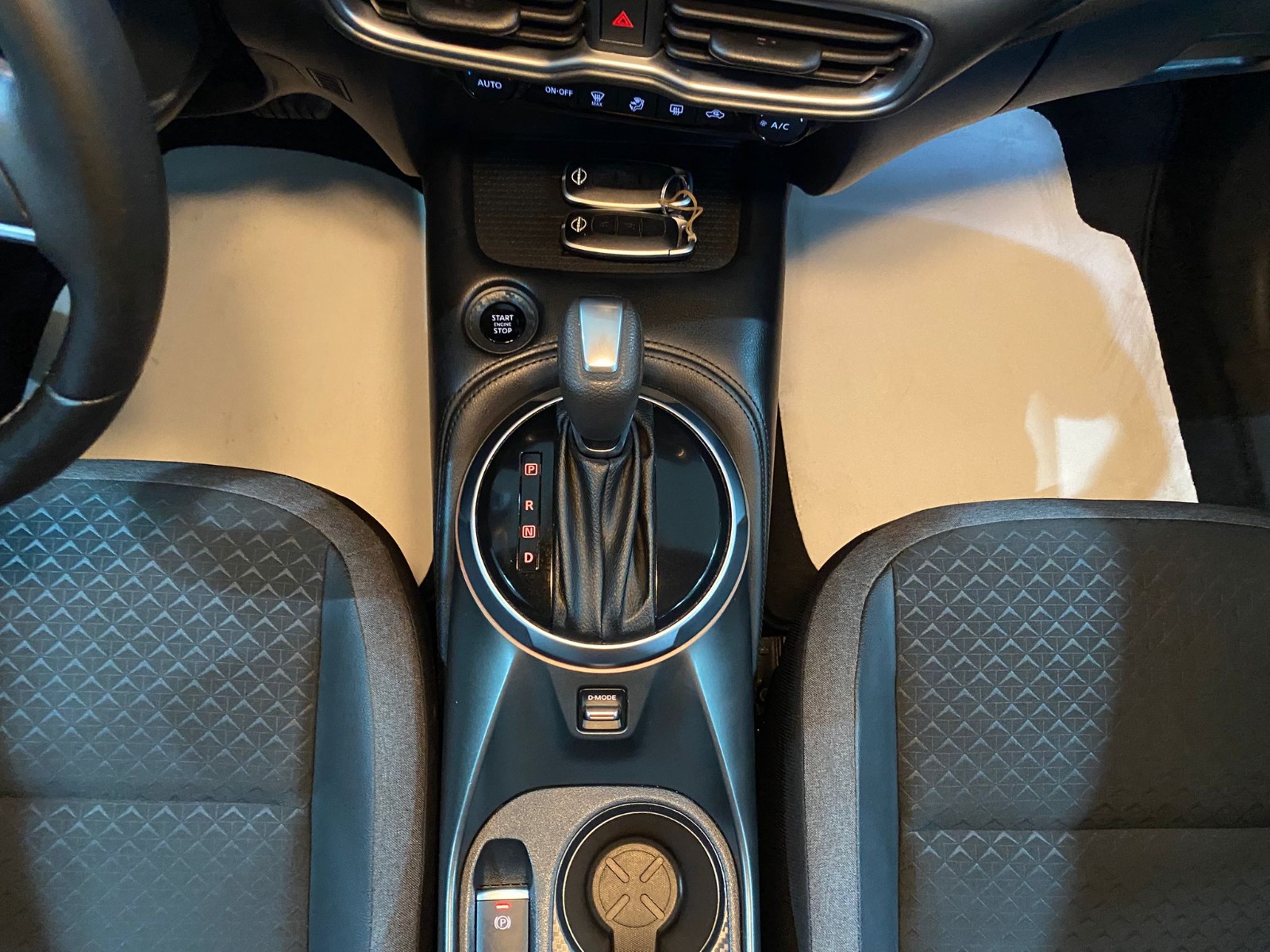 2025 Benzin Otomatik Nissan Juke Gri Gürel Tasarım Aksesuar Otomotiv San. Tic. Ltd. Şti.