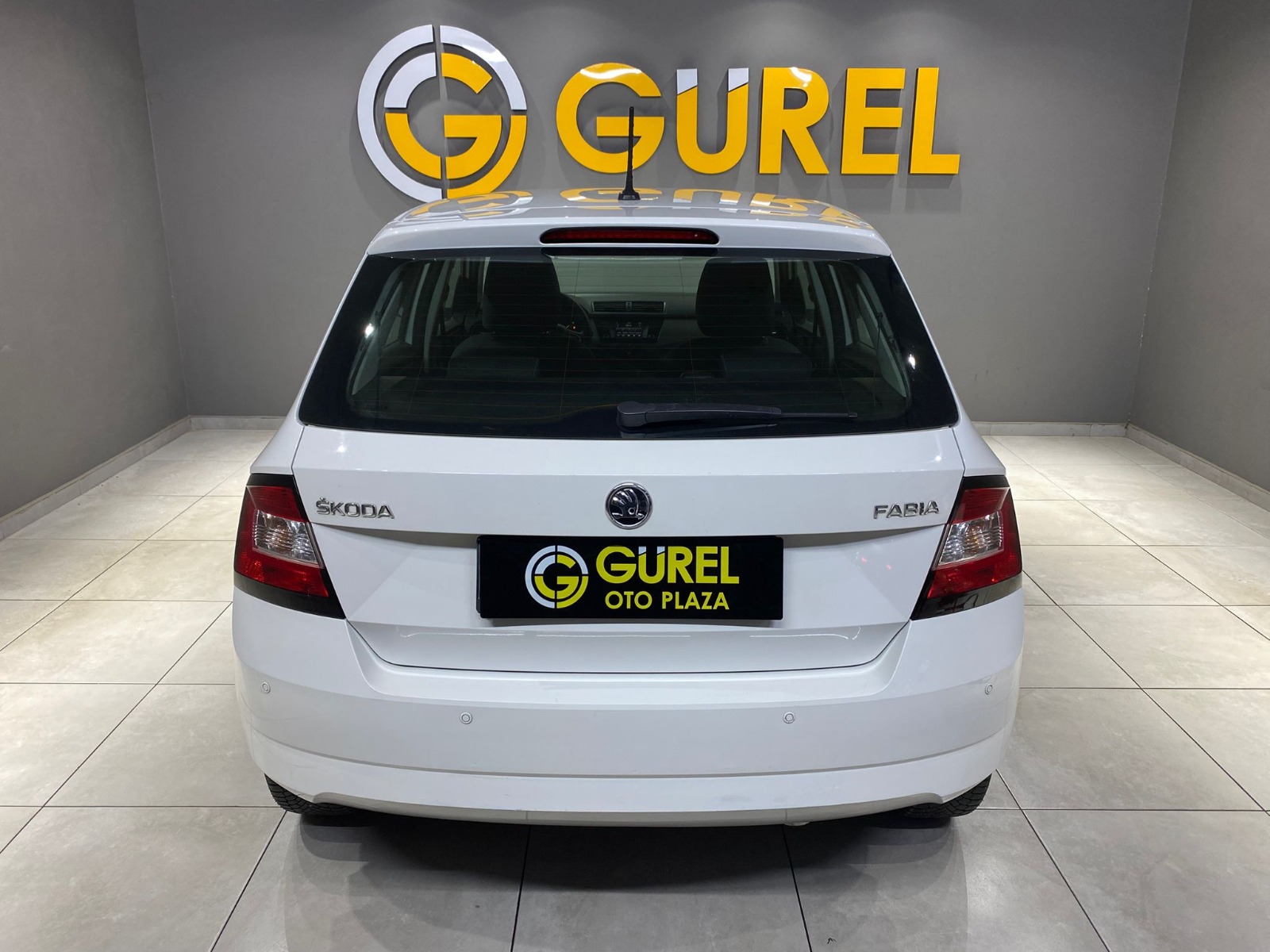 2016 Benzin Otomatik Skoda Fabia Beyaz Gürel Tasarım Aksesuar Otomotiv San. Tic. Ltd. Şti.