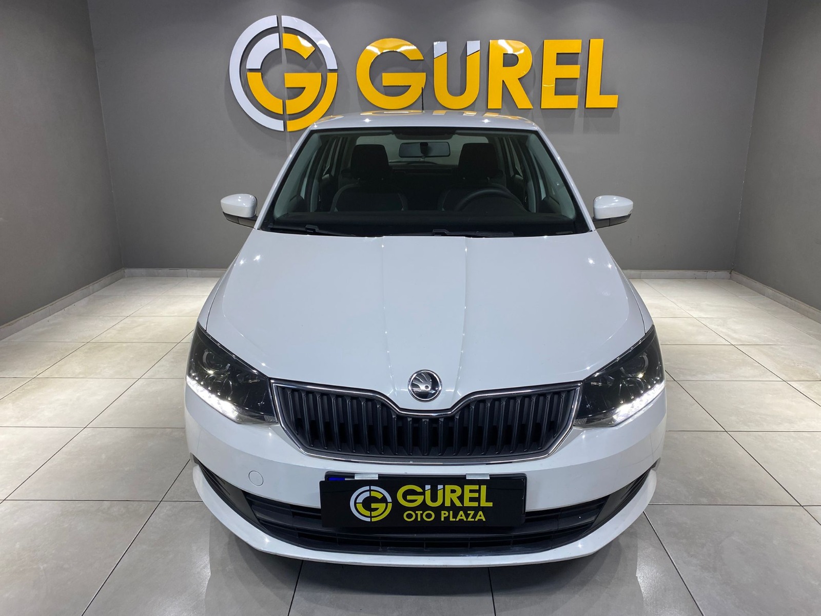2016 Benzin Otomatik Skoda Fabia Beyaz Gürel Tasarım Aksesuar Otomotiv San. Tic. Ltd. Şti.