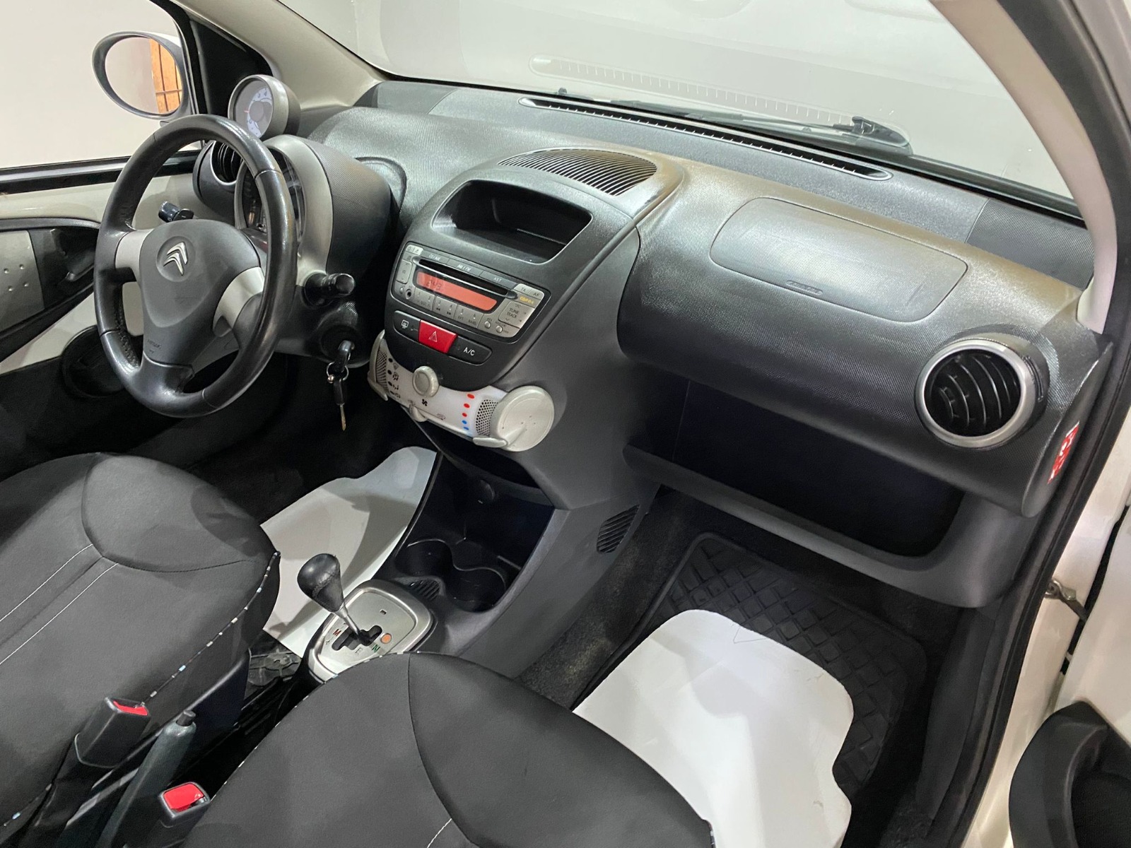 2013 Benzin Otomatik Citroen C1 Beyaz Gürel Tasarım Aksesuar Otomotiv San. Tic. Ltd. Şti.