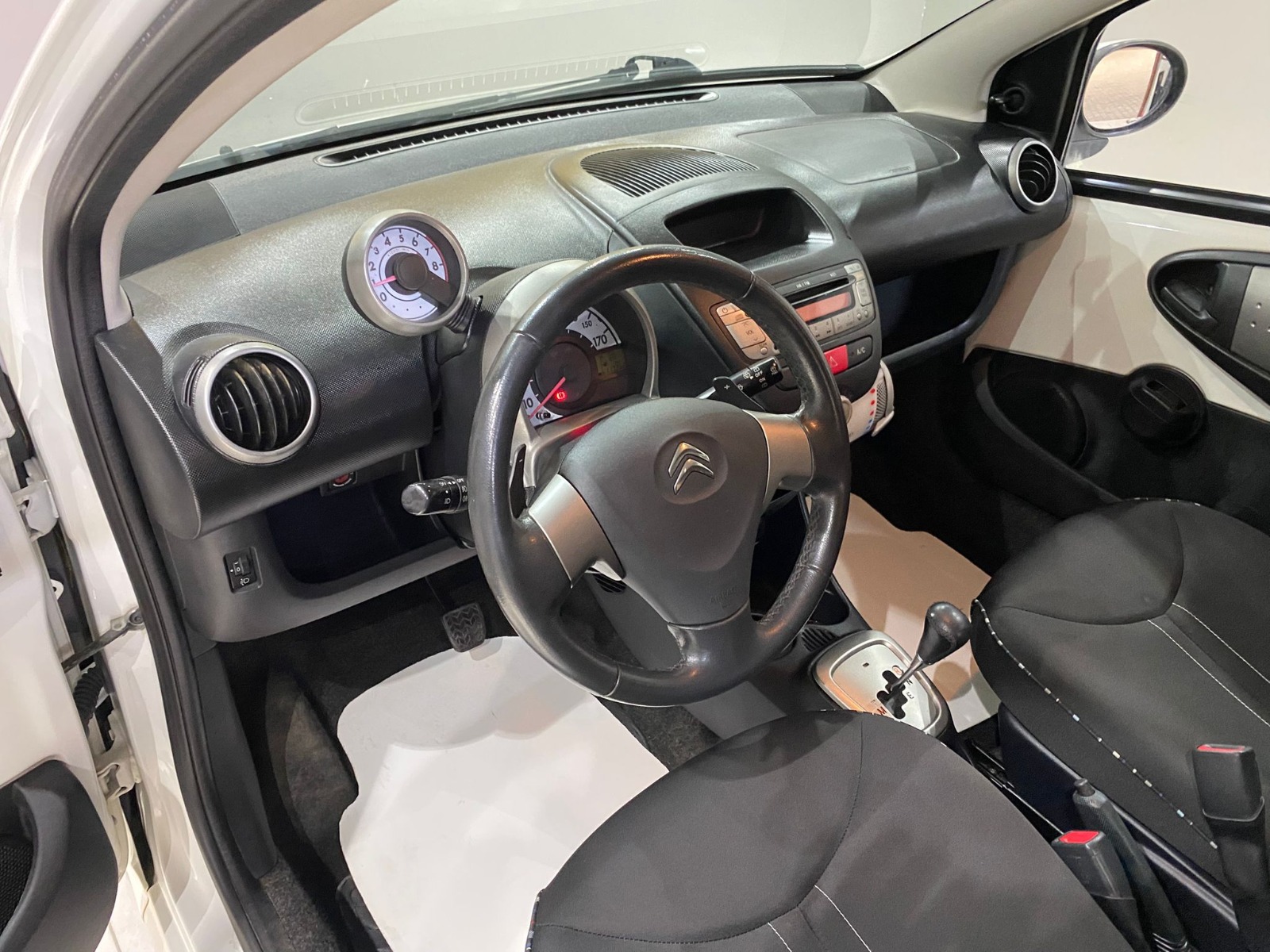 2013 Benzin Otomatik Citroen C1 Beyaz Gürel Tasarım Aksesuar Otomotiv San. Tic. Ltd. Şti.