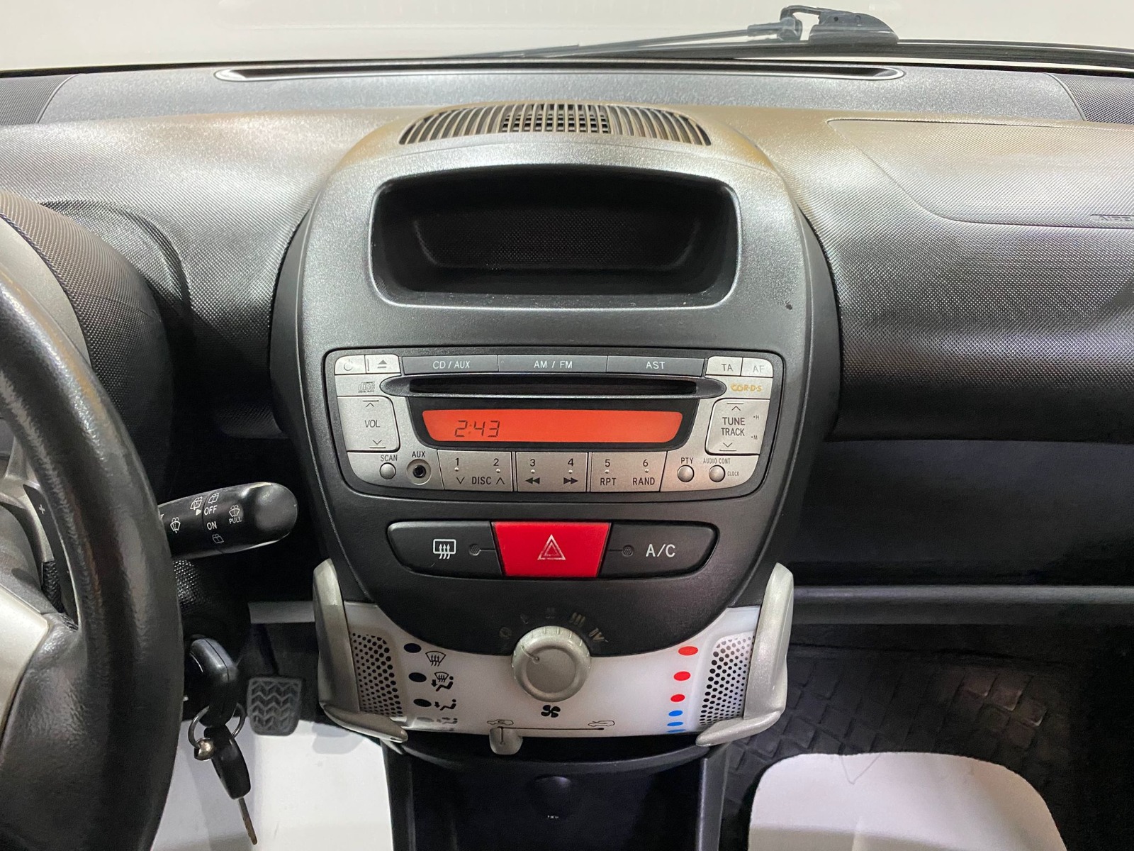2013 Benzin Otomatik Citroen C1 Beyaz Gürel Tasarım Aksesuar Otomotiv San. Tic. Ltd. Şti.
