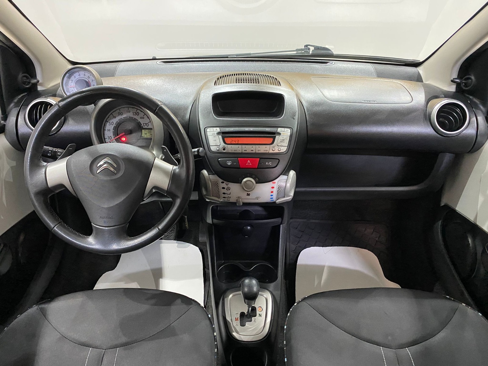 2013 Benzin Otomatik Citroen C1 Beyaz Gürel Tasarım Aksesuar Otomotiv San. Tic. Ltd. Şti.
