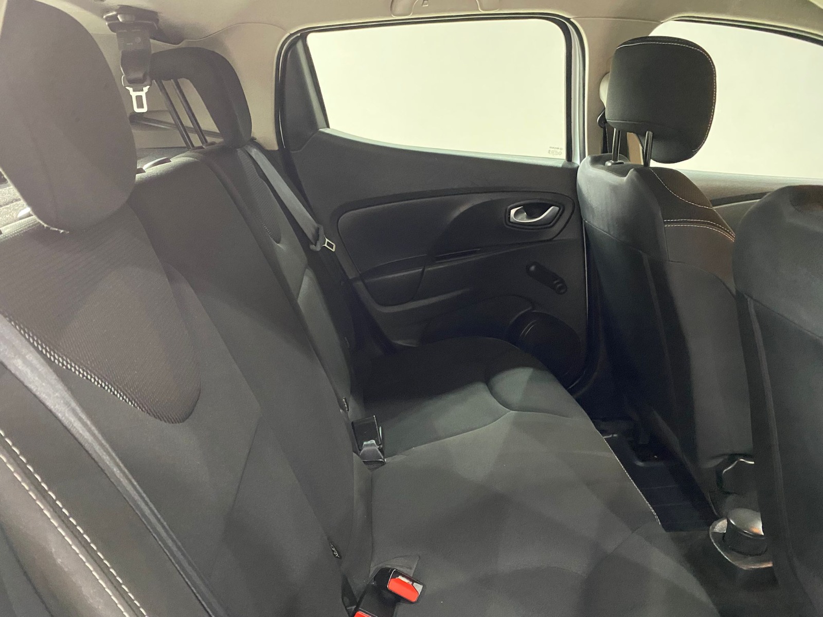 2020 Benzin Manuel Renault Clio Beyaz Gürel Tasarım Aksesuar Otomotiv San. Tic. Ltd. Şti.