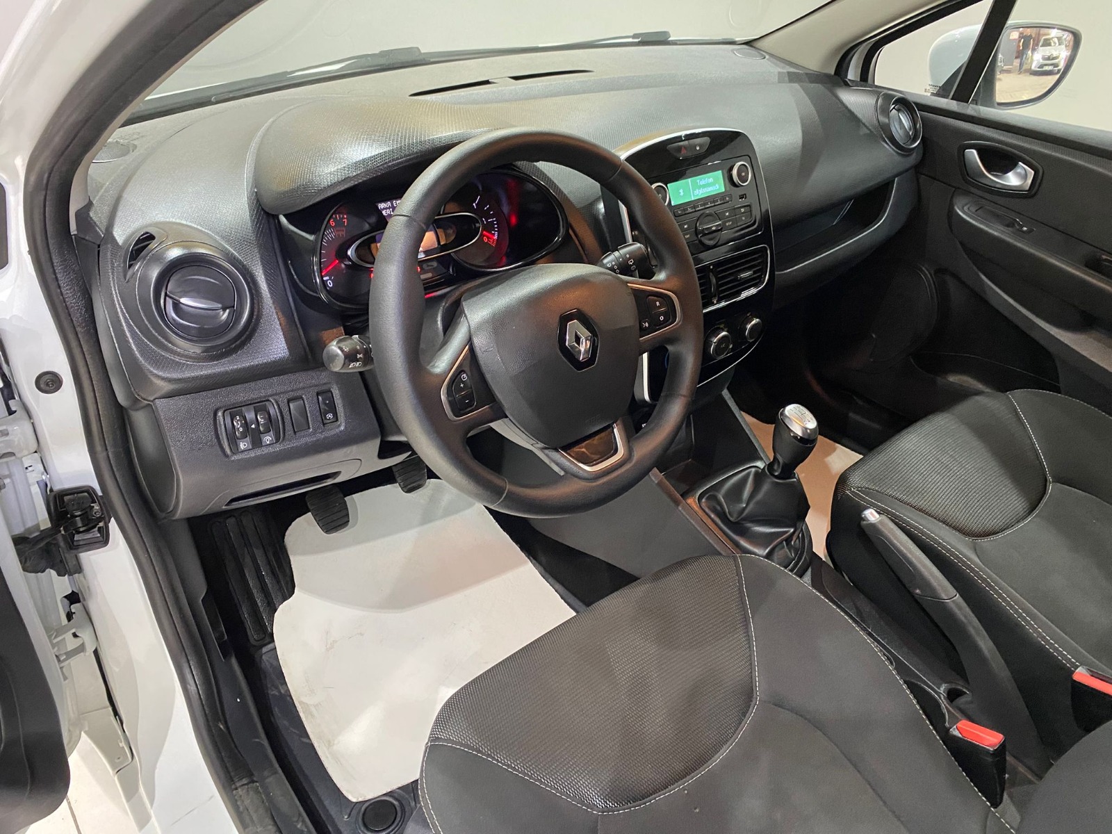 2020 Benzin Manuel Renault Clio Beyaz Gürel Tasarım Aksesuar Otomotiv San. Tic. Ltd. Şti.