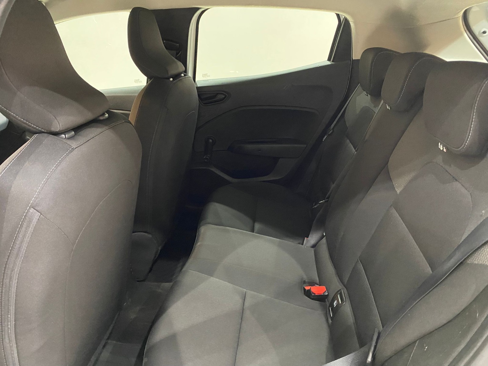 2022 Benzin Otomatik Renault Clio Beyaz Gürel Tasarım Aksesuar Otomotiv San. Tic. Ltd. Şti.
