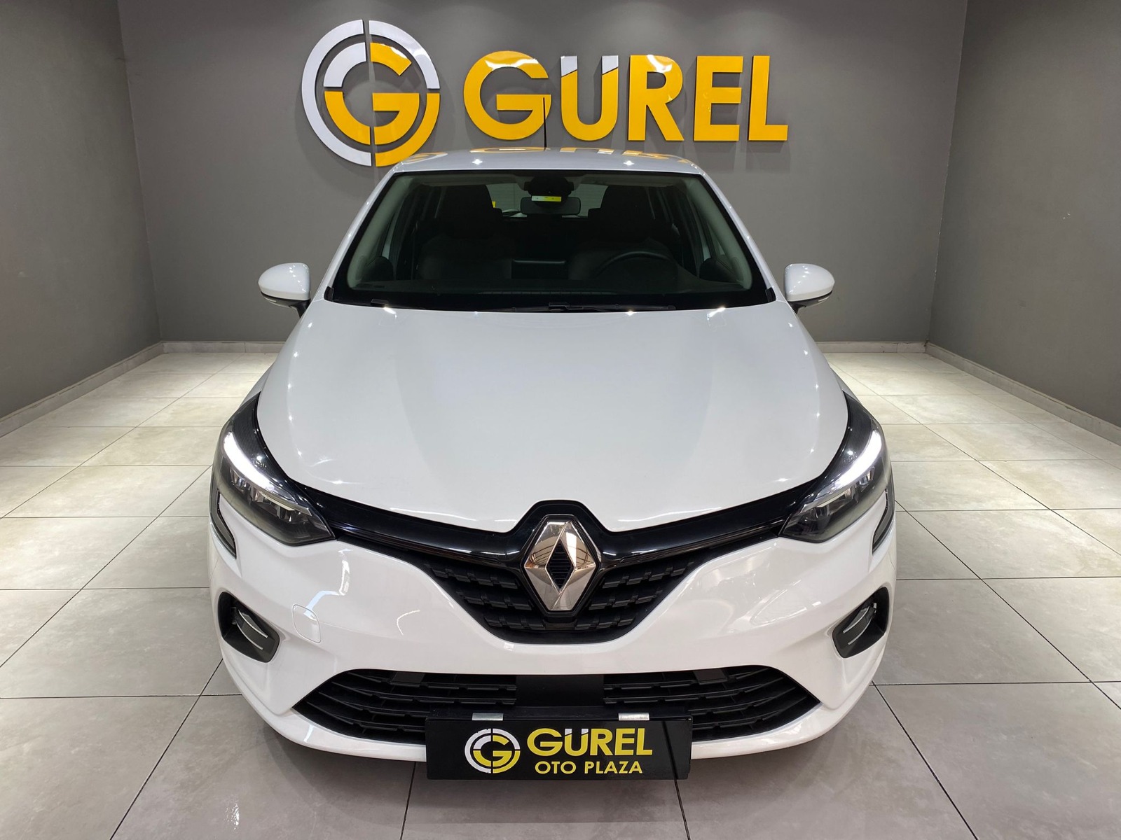2022 Benzin Otomatik Renault Clio Beyaz Gürel Tasarım Aksesuar Otomotiv San. Tic. Ltd. Şti.