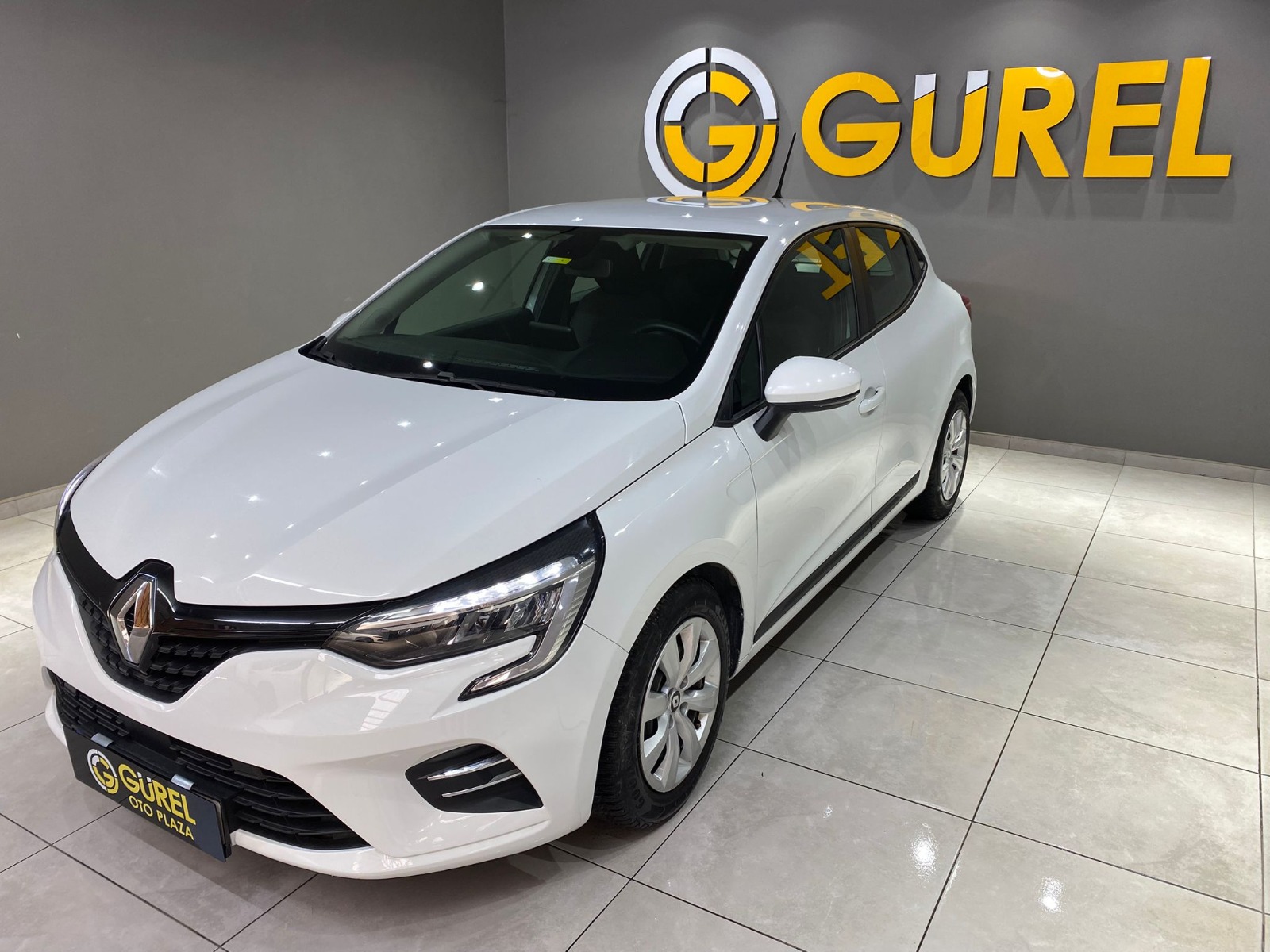 2022 Benzin Otomatik Renault Clio Beyaz Gürel Tasarım Aksesuar Otomotiv San. Tic. Ltd. Şti.