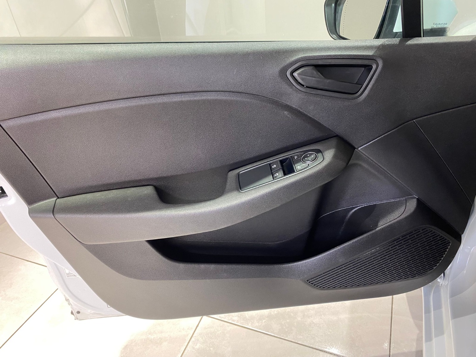 2022 Benzin Manuel Renault Clio Beyaz Gürel Tasarım Aksesuar Otomotiv San. Tic. Ltd. Şti.