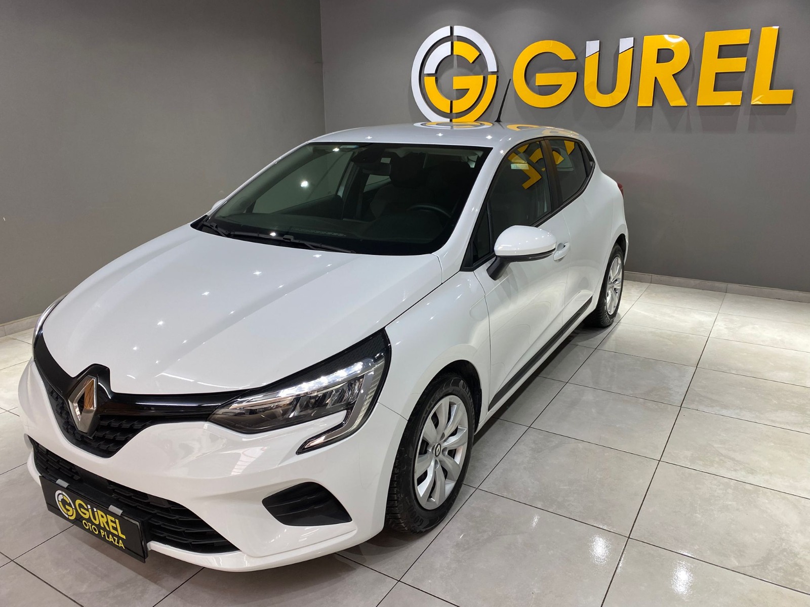 2022 Benzin Manuel Renault Clio Beyaz Gürel Tasarım Aksesuar Otomotiv San. Tic. Ltd. Şti.