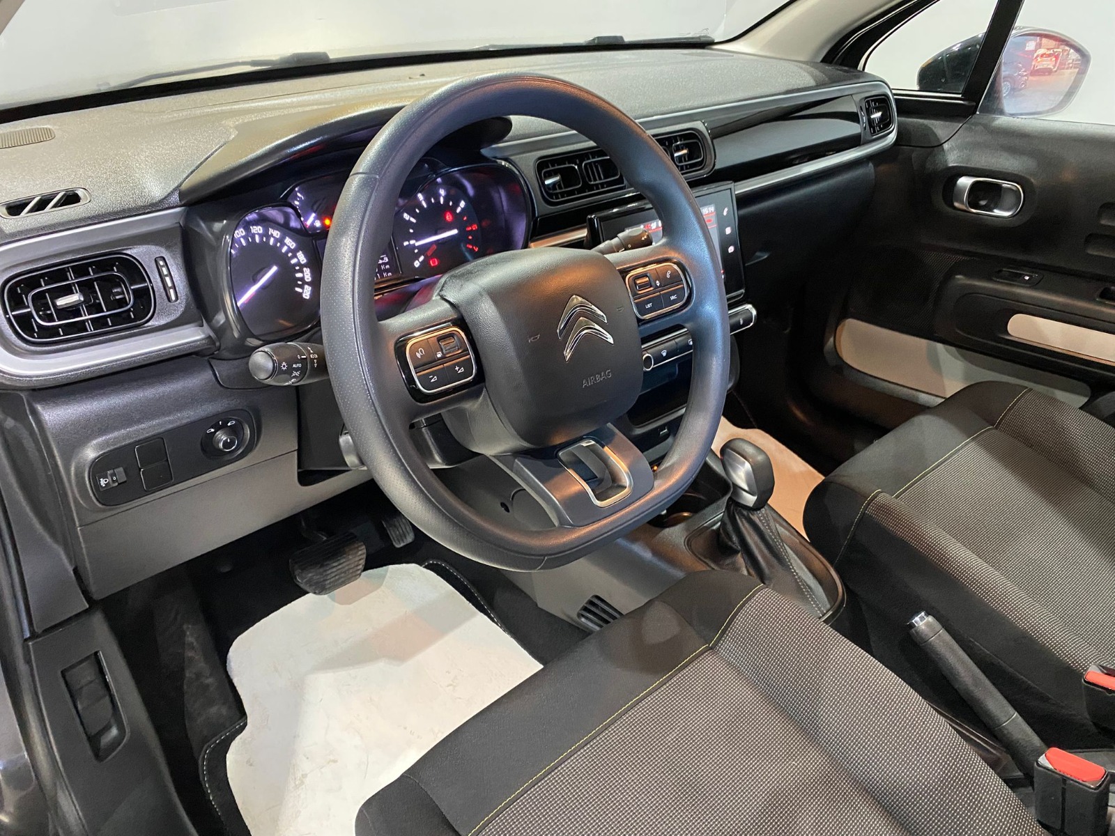 2024 Benzin Otomatik Citroen C3 Gri Gürel Tasarım Aksesuar Otomotiv San. Tic. Ltd. Şti.