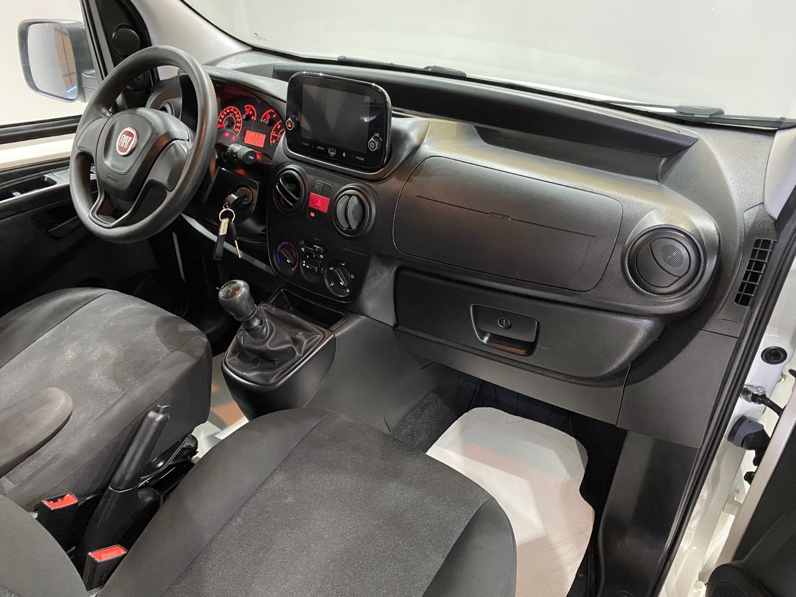 2024 Benzin Manuel Fiat Fiorino Beyaz Gürel Tasarım Aksesuar Otomotiv San. Tic. Ltd. Şti.