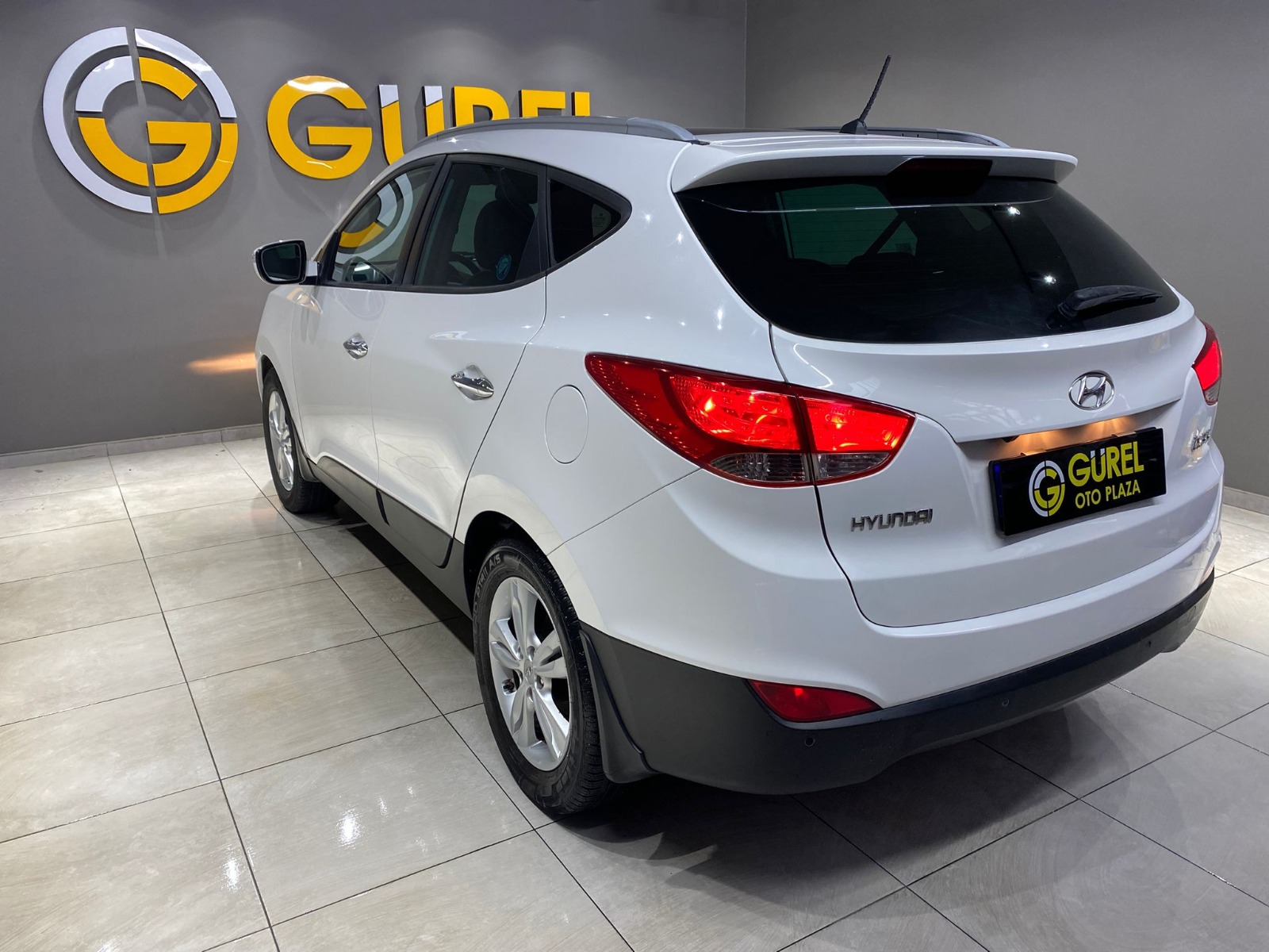 2013 Benzin Manuel Hyundai ix35 Beyaz Gürel Tasarım Aksesuar Otomotiv San. Tic. Ltd. Şti.