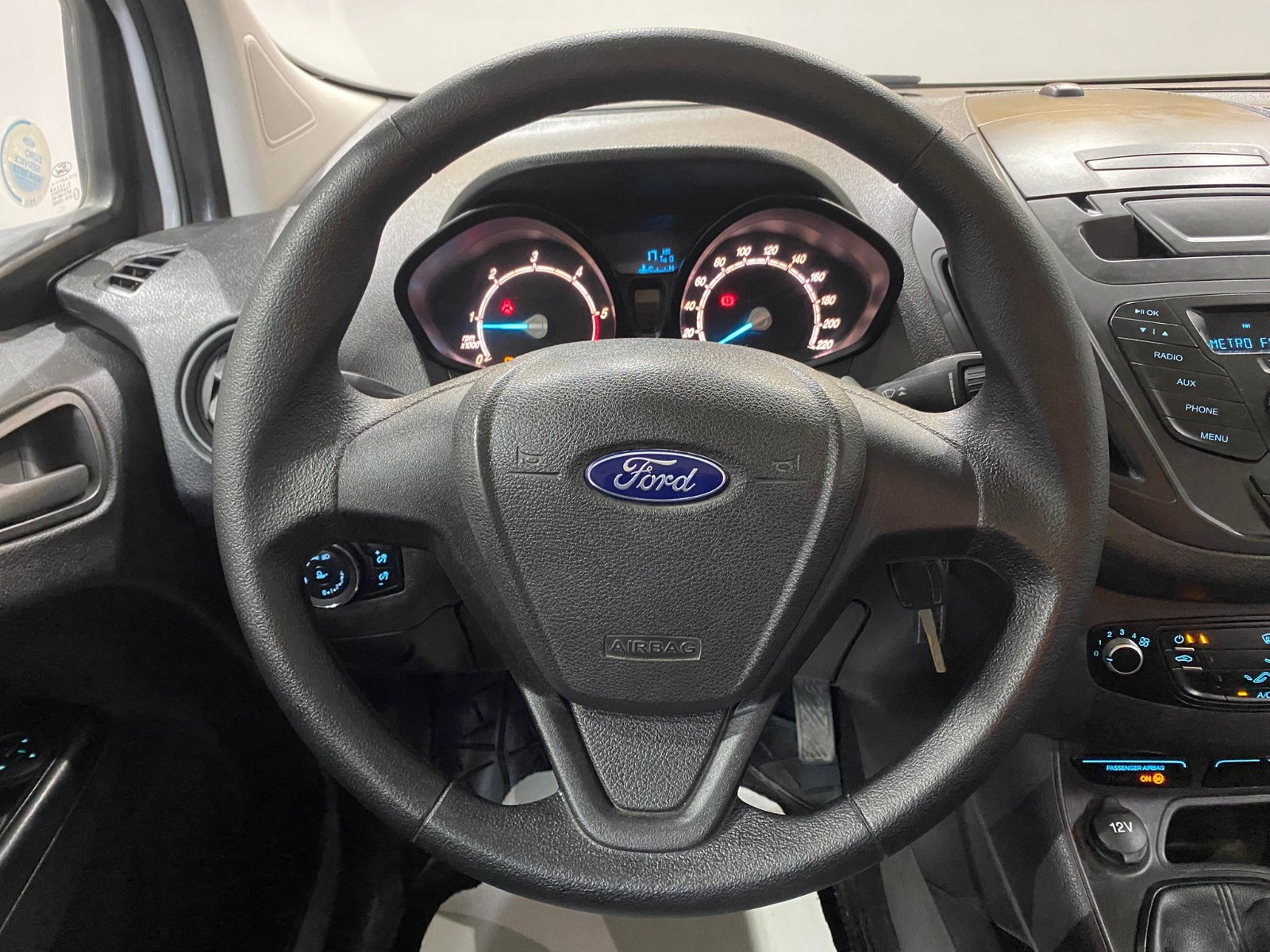 2017 Dizel Manuel Ford Tourneo Courier Journey Beyaz Gürel Tasarım Aksesuar Otomotiv San. Tic. Ltd. Şti.