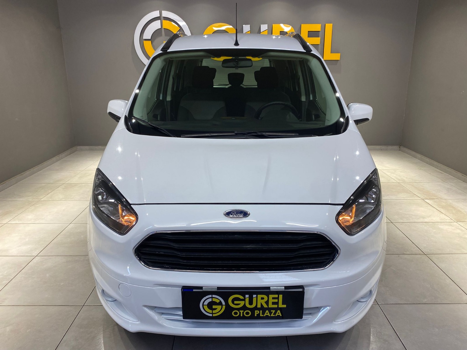 2017 Dizel Manuel Ford Tourneo Courier Journey Beyaz Gürel Tasarım Aksesuar Otomotiv San. Tic. Ltd. Şti.