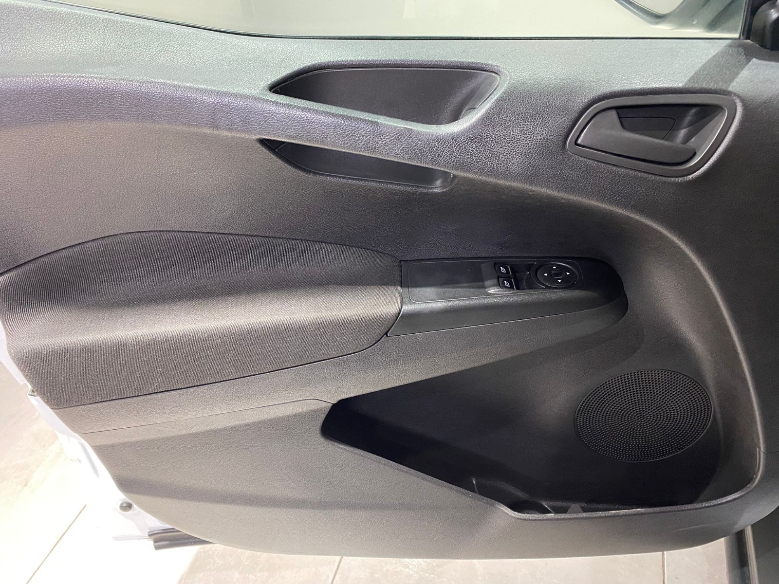 2017 Dizel Manuel Ford Tourneo Courier Journey Beyaz Gürel Tasarım Aksesuar Otomotiv San. Tic. Ltd. Şti.