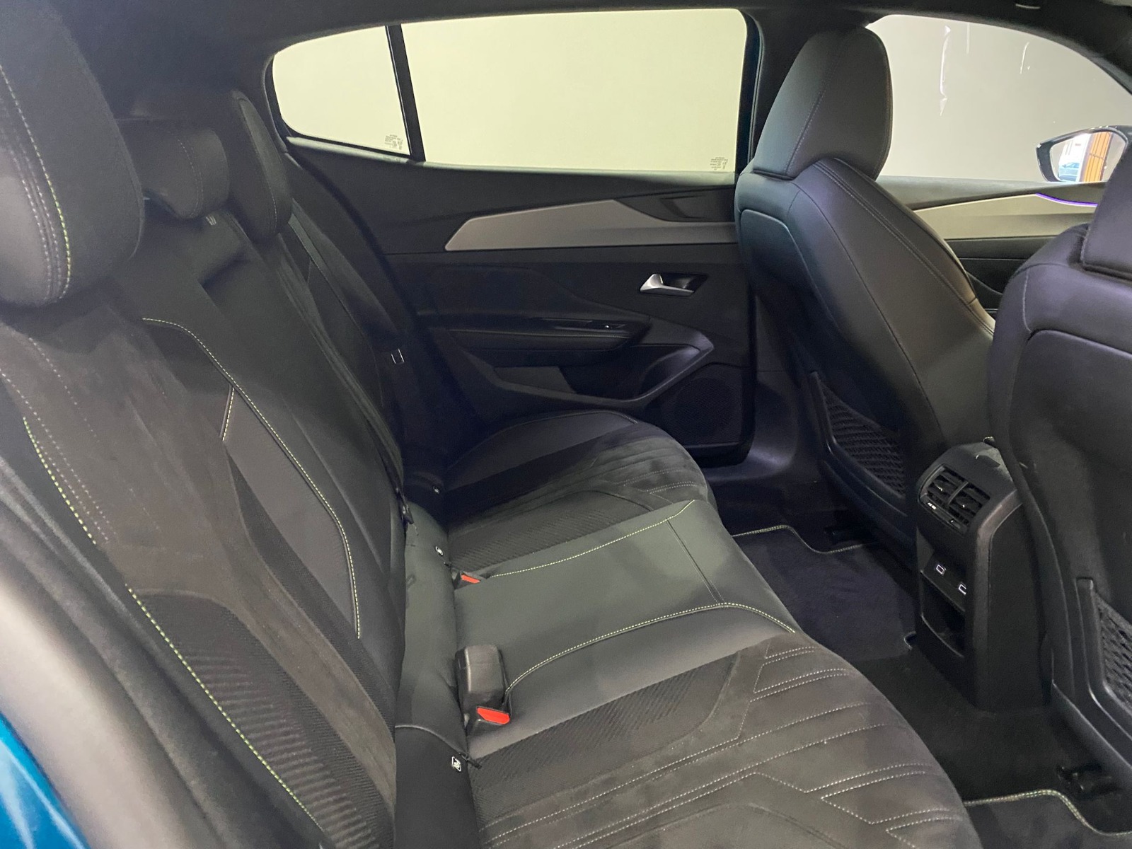 2023 Benzin Otomatik Peugeot 408 Mavi Gürel Tasarım Aksesuar Otomotiv San. Tic. Ltd. Şti.