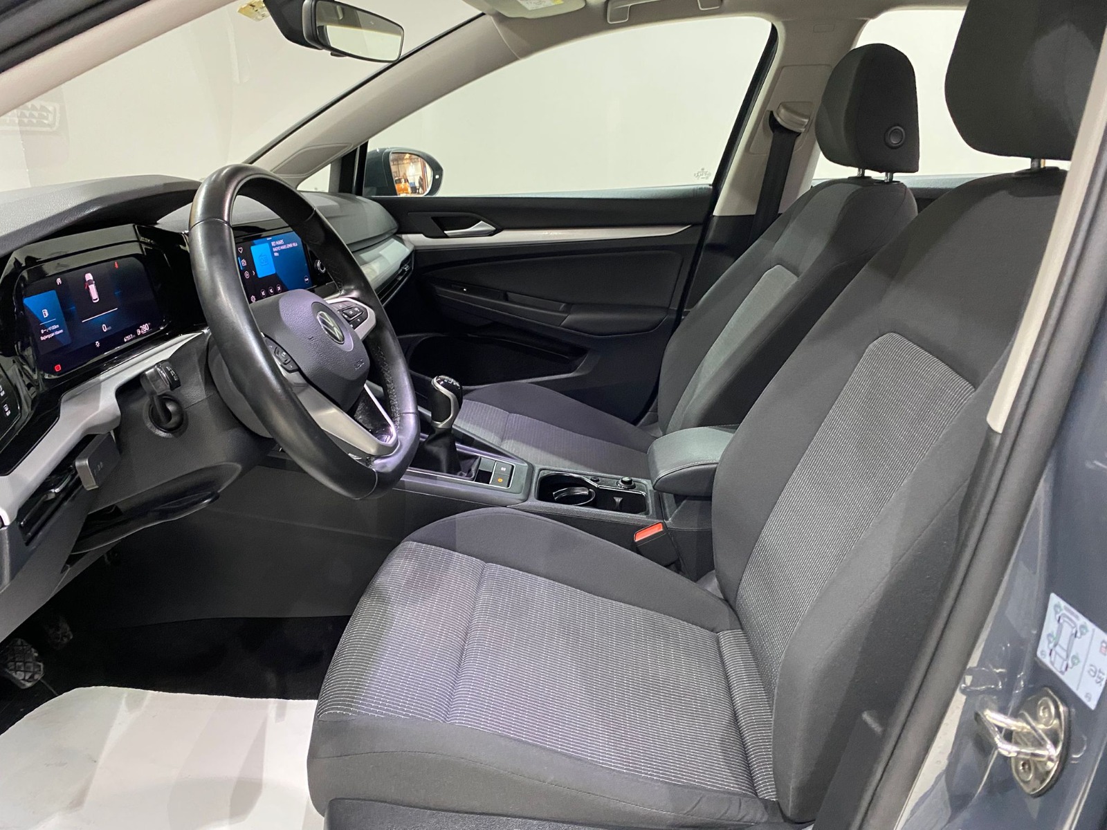 2022 Benzin Manuel Volkswagen Golf Gri Gürel Tasarım Aksesuar Otomotiv San. Tic. Ltd. Şti.