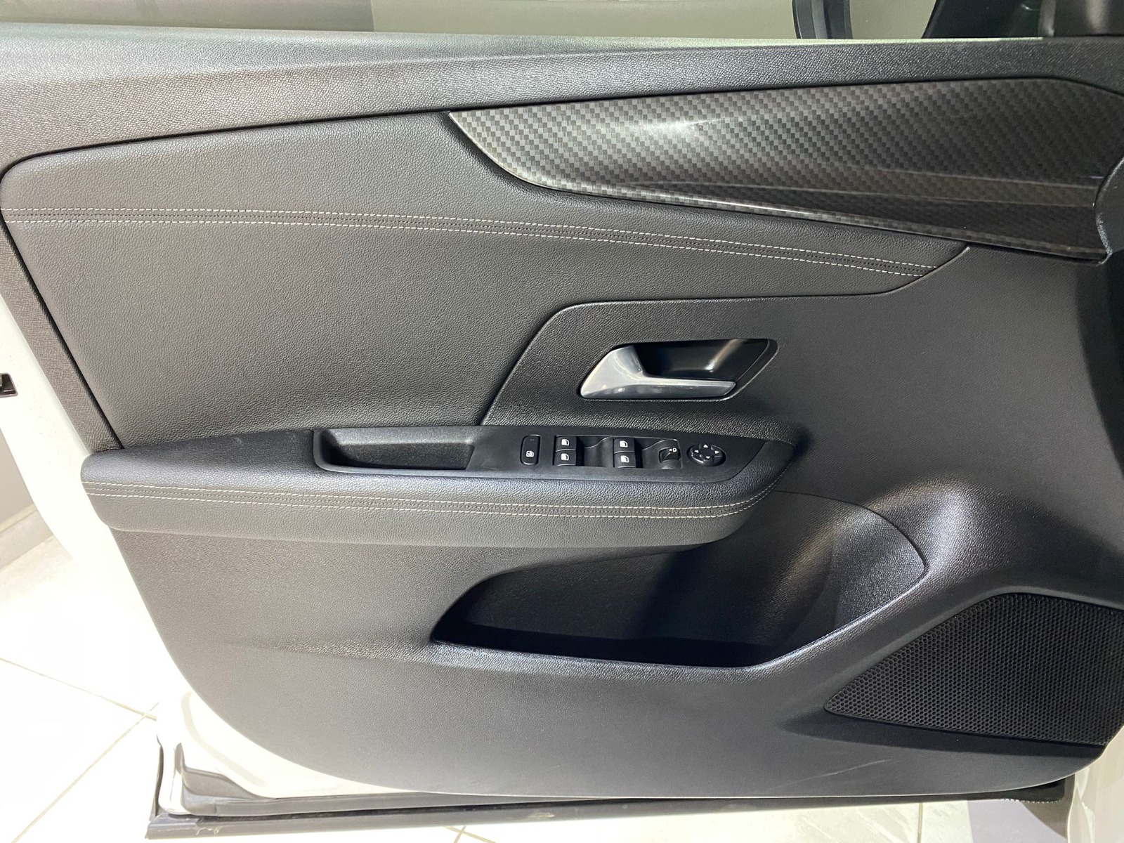 2023 Benzin Otomatik Opel Mokka Beyaz Gürel Tasarım Aksesuar Otomotiv San. Tic. Ltd. Şti.