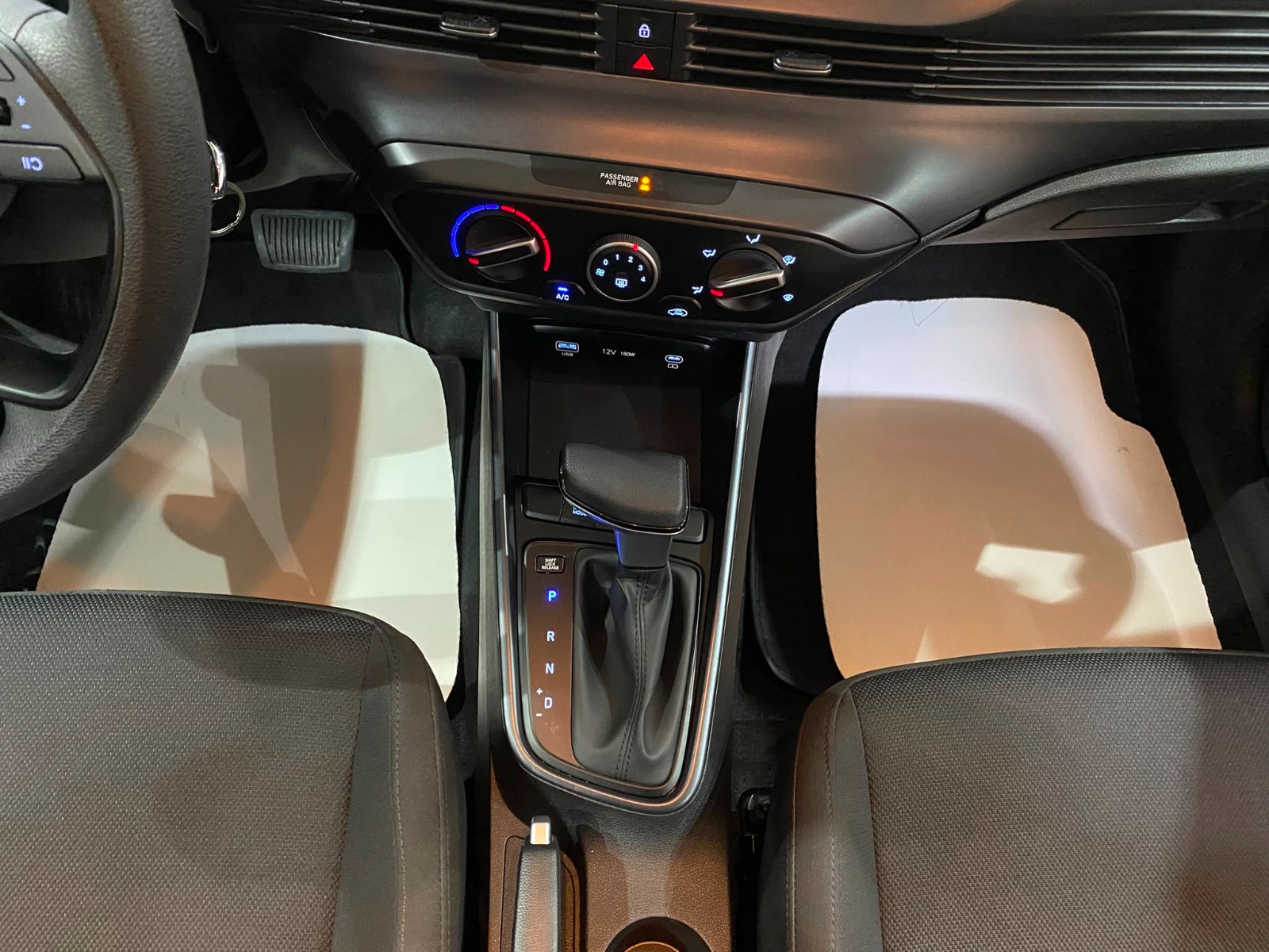 2025 Benzin Otomatik Hyundai i20 Kırmızı Gürel Tasarım Aksesuar Otomotiv San. Tic. Ltd. Şti.
