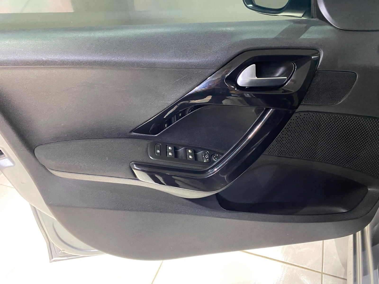 2019 Benzin Manuel Peugeot 208 Gri Gürel Tasarım Aksesuar Otomotiv San. Tic. Ltd. Şti.