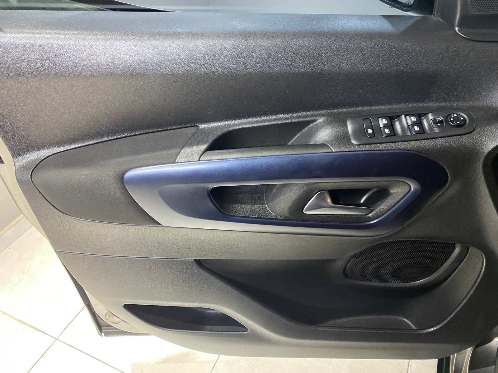 2021 Dizel Manuel Peugeot Rifter Gri Gürel Tasarım Aksesuar Otomotiv San. Tic. Ltd. Şti.