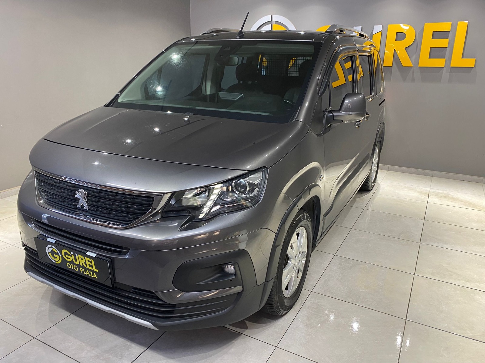 2021 Dizel Manuel Peugeot Rifter Gri Gürel Tasarım Aksesuar Otomotiv San. Tic. Ltd. Şti.