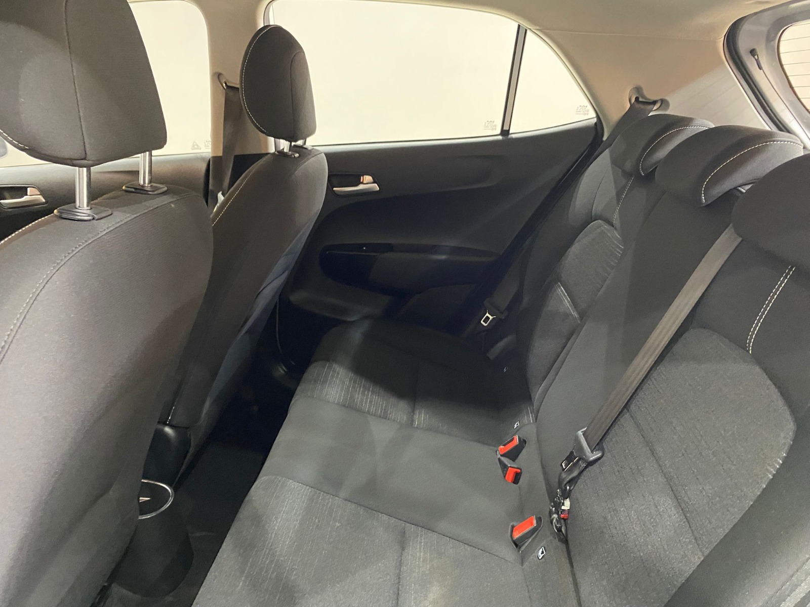 2024 Benzin Otomatik Kia Picanto Gümüş Gri Gürel Tasarım Aksesuar Otomotiv San. Tic. Ltd. Şti.