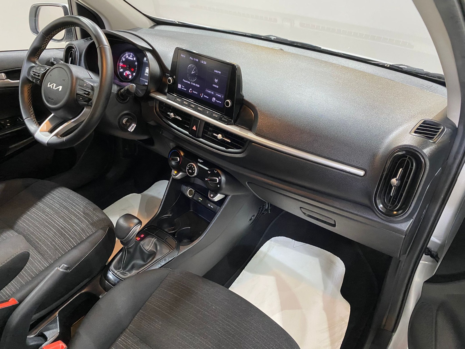 2024 Benzin Otomatik Kia Picanto Gümüş Gri Gürel Tasarım Aksesuar Otomotiv San. Tic. Ltd. Şti.