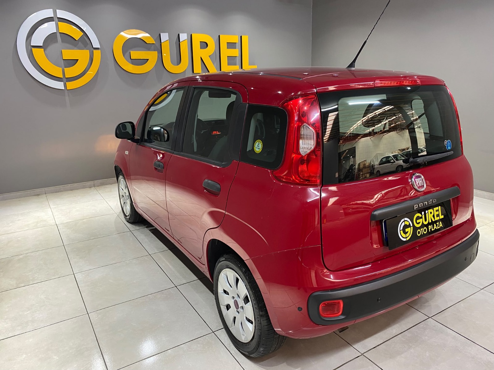 2013 Benzin Otomatik Fiat Panda Kırmızı Gürel Tasarım Aksesuar Otomotiv San. Tic. Ltd. Şti.