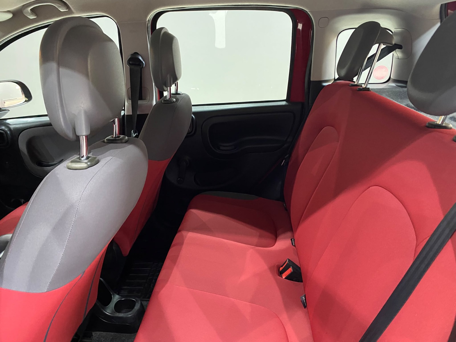 2013 Benzin Otomatik Fiat Panda Kırmızı Gürel Tasarım Aksesuar Otomotiv San. Tic. Ltd. Şti.