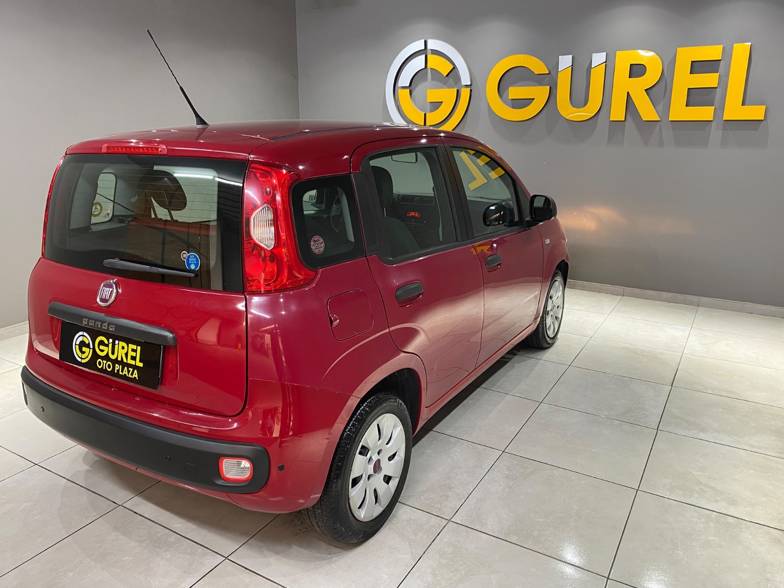 2013 Benzin Otomatik Fiat Panda Kırmızı Gürel Tasarım Aksesuar Otomotiv San. Tic. Ltd. Şti.