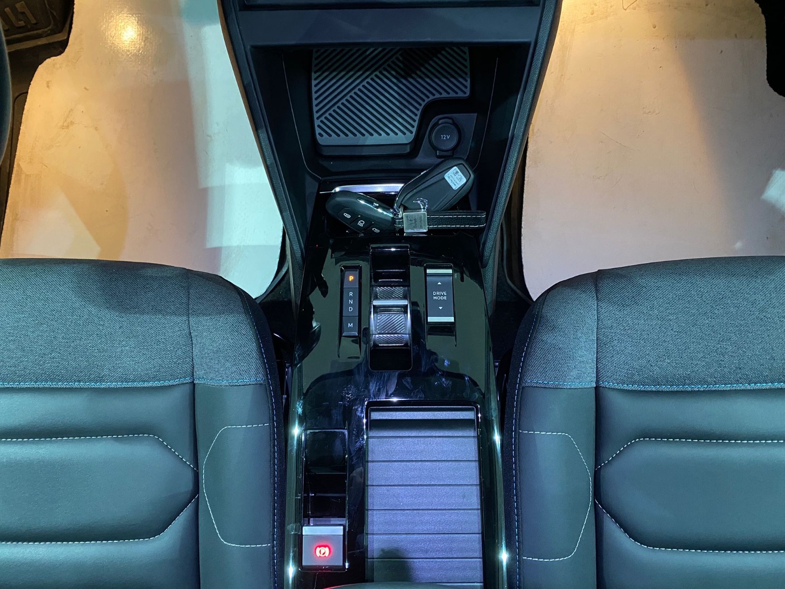 2023 Benzin Otomatik Citroen C4 Gri Gürel Tasarım Aksesuar Otomotiv San. Tic. Ltd. Şti.