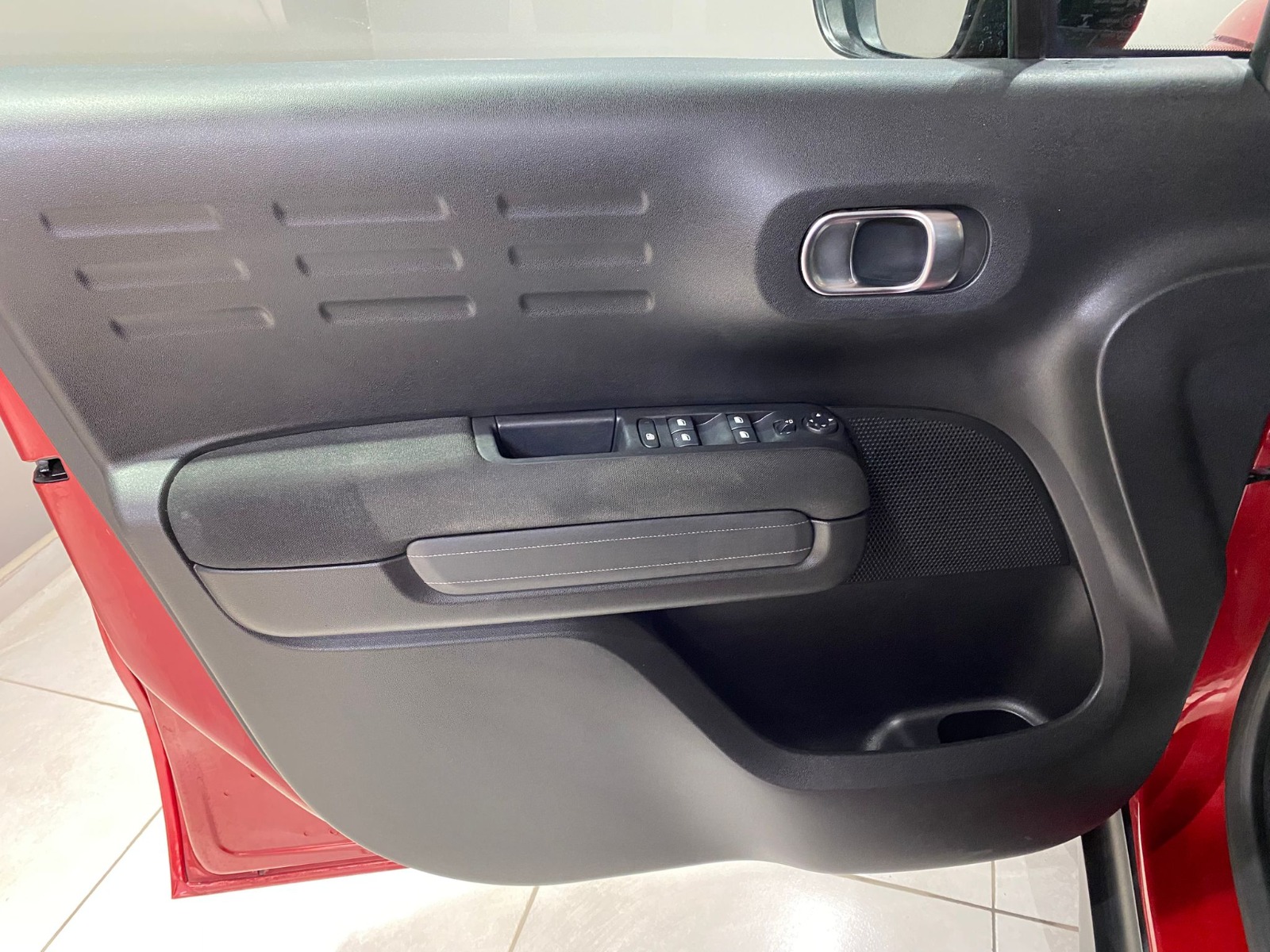 2022 Benzin Otomatik Citroen C3 AirCross Kırmızı Gürel Tasarım Aksesuar Otomotiv San. Tic. Ltd. Şti.