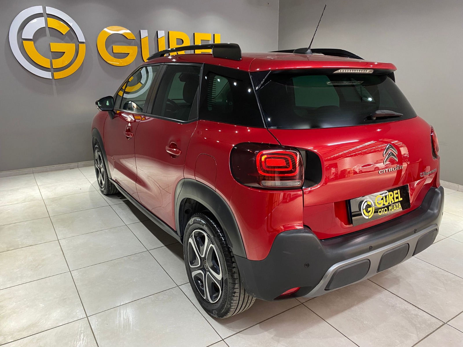 2022 Benzin Otomatik Citroen C3 AirCross Kırmızı Gürel Tasarım Aksesuar Otomotiv San. Tic. Ltd. Şti.