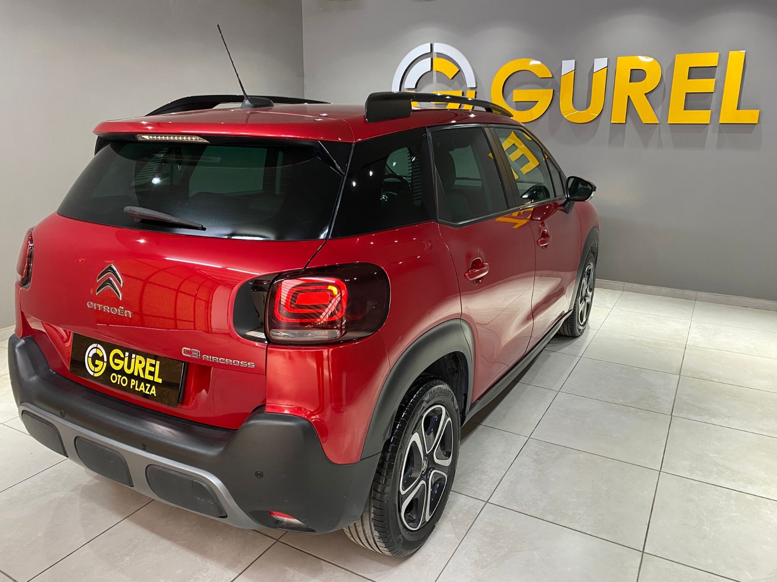 2022 Benzin Otomatik Citroen C3 AirCross Kırmızı Gürel Tasarım Aksesuar Otomotiv San. Tic. Ltd. Şti.