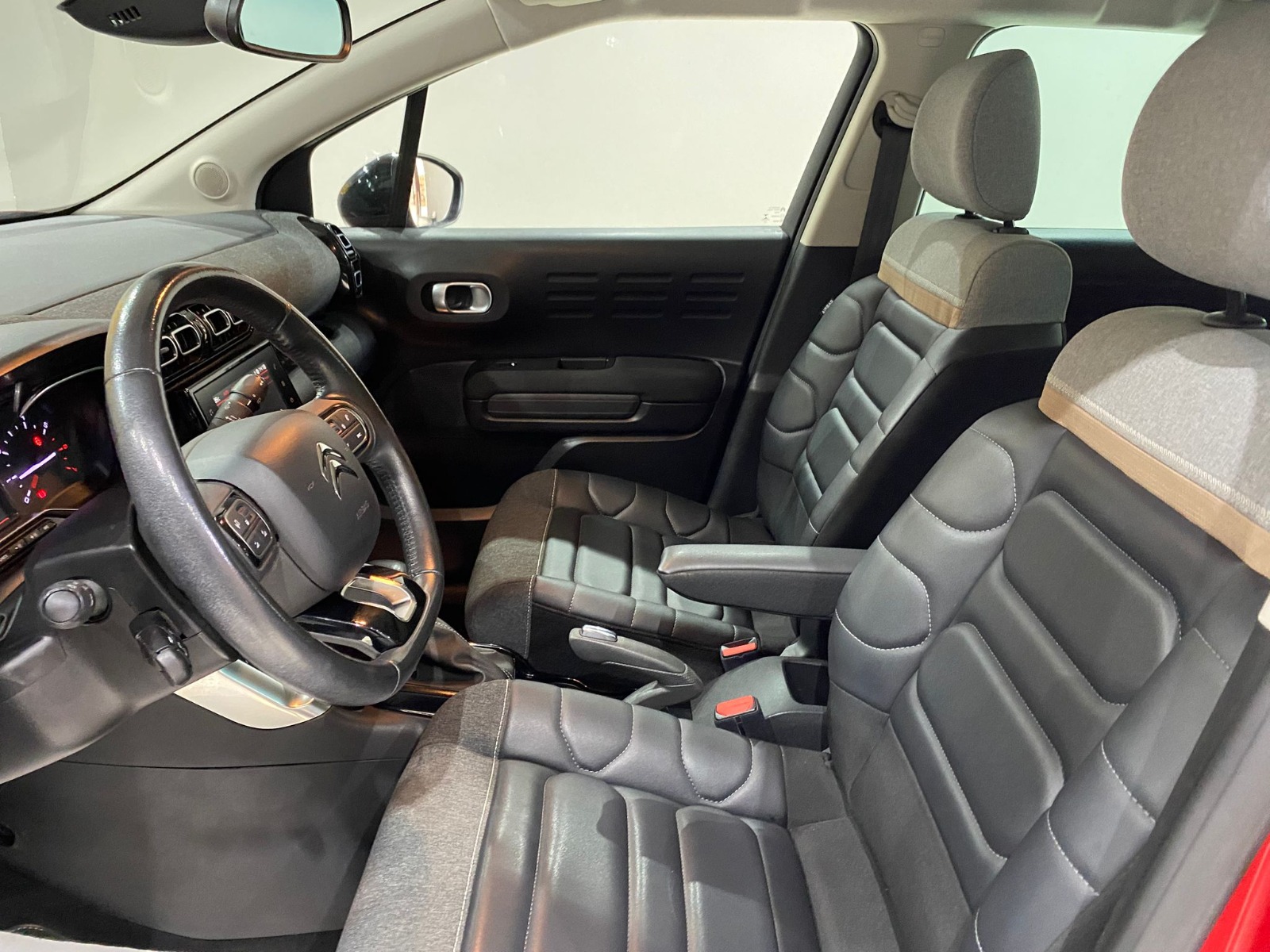 2022 Benzin Otomatik Citroen C3 AirCross Kırmızı Gürel Tasarım Aksesuar Otomotiv San. Tic. Ltd. Şti.