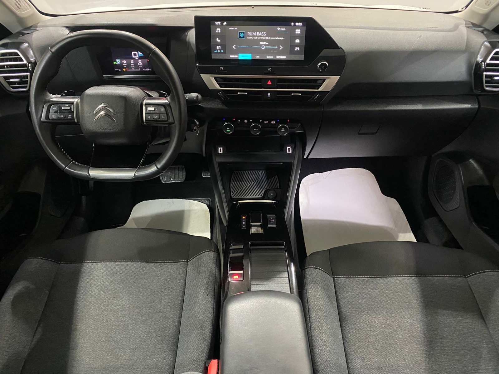 2023 Benzin Otomatik Citroen C4 X Beyaz Gürel Tasarım Aksesuar Otomotiv San. Tic. Ltd. Şti.