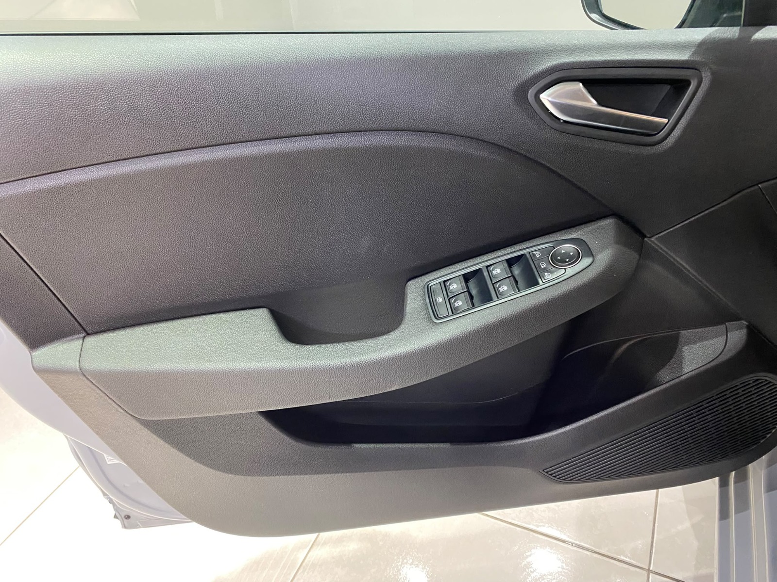2026 Benzin Otomatik Renault Clio Gri Gürel Tasarım Aksesuar Otomotiv San. Tic. Ltd. Şti.