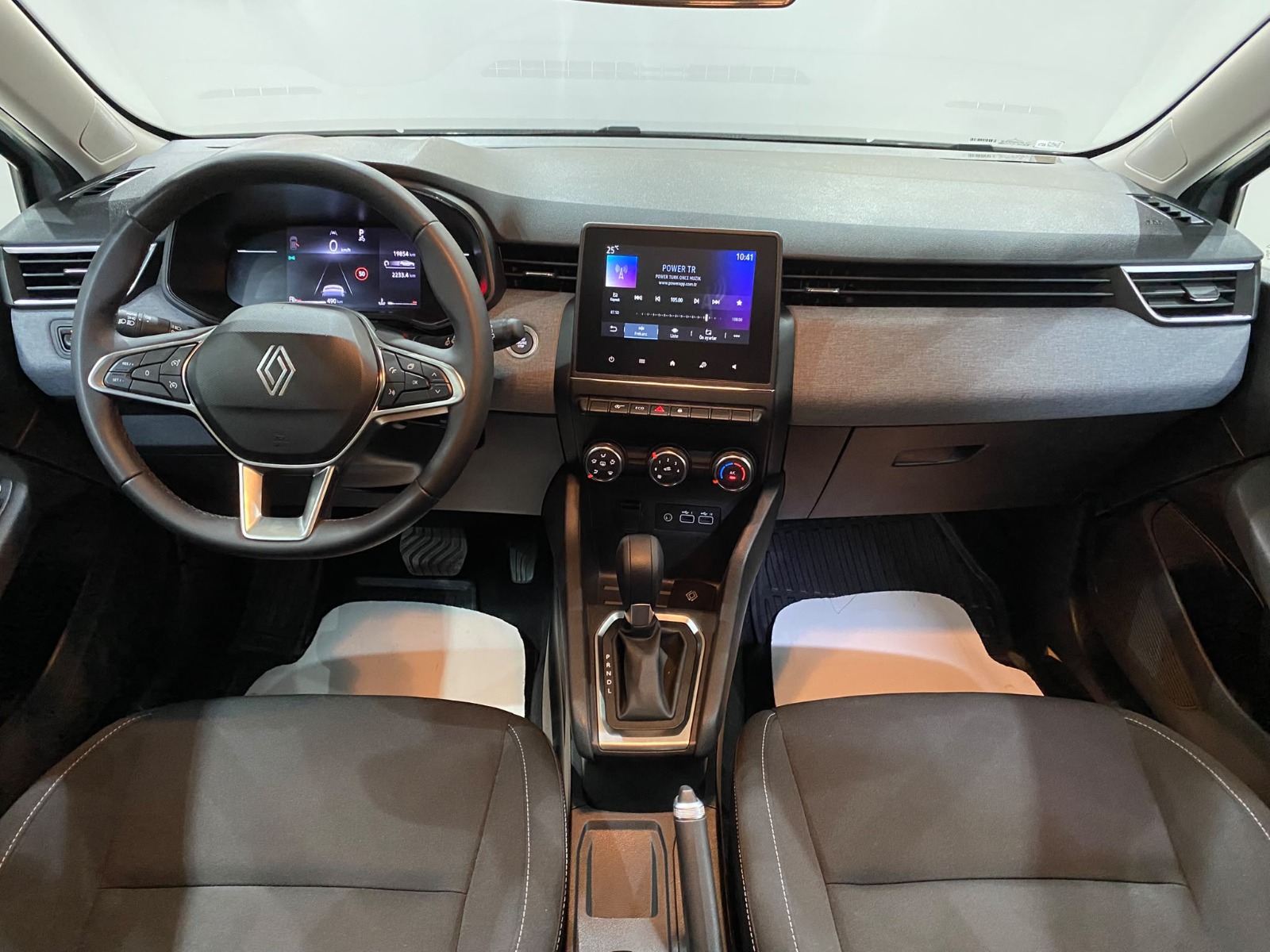 2026 Benzin Otomatik Renault Clio Gri Gürel Tasarım Aksesuar Otomotiv San. Tic. Ltd. Şti.